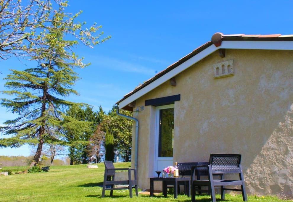 Gite Charme Et Campagne Montazeau Exterior photo